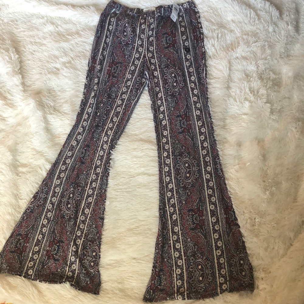 ABRECROMBIE AND FITCH FLARED BOHO PANTS NWT